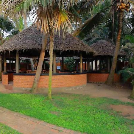 Seaface Beach Resort Ковалам Экстерьер фото