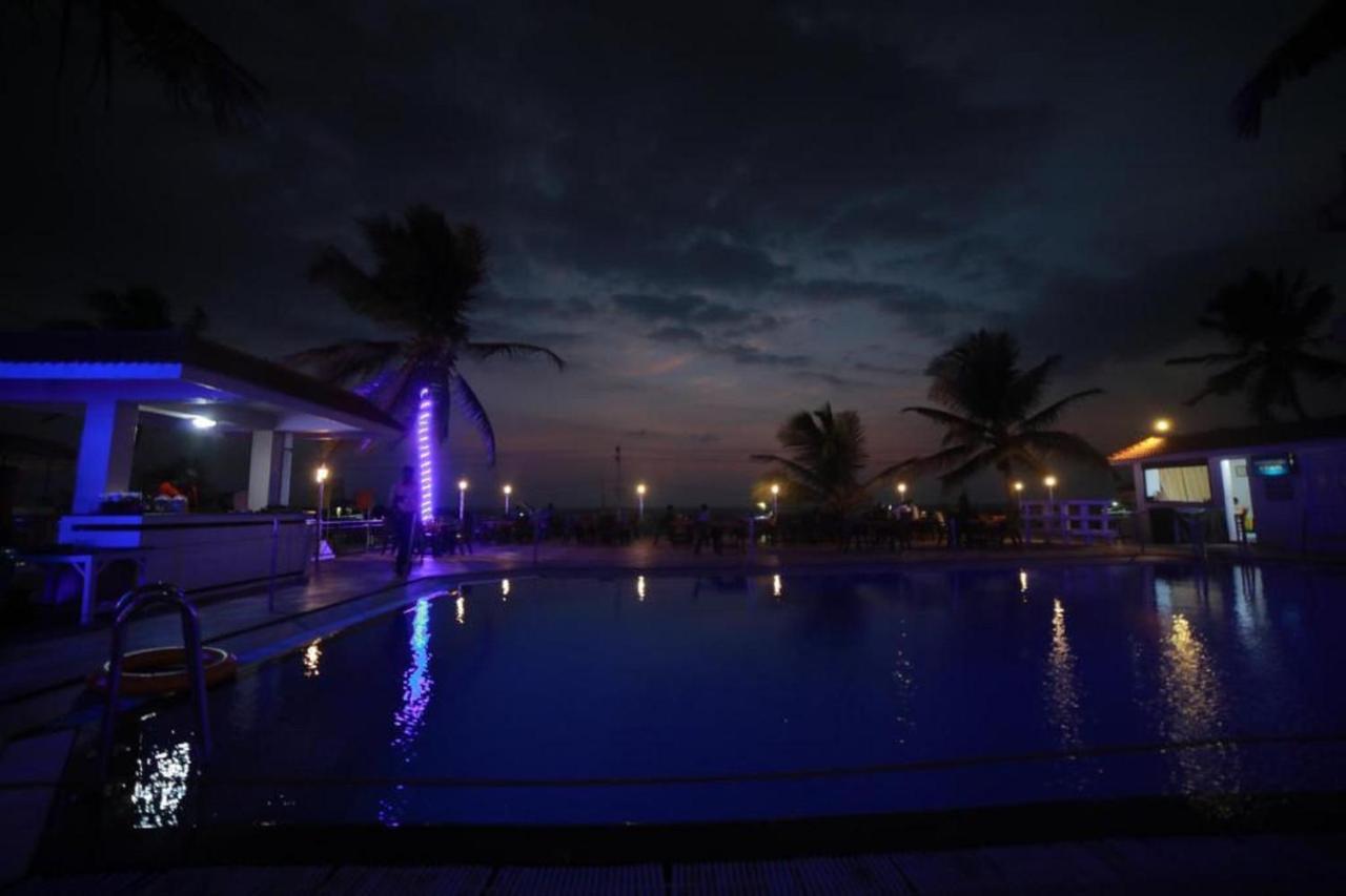 Seaface Beach Resort Ковалам Экстерьер фото