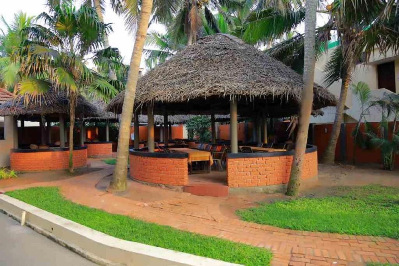 Seaface Beach Resort Ковалам Экстерьер фото